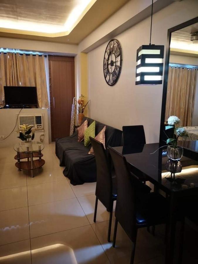 One Palm Tree Villas Naia Terminal 3 Manila Esterno foto