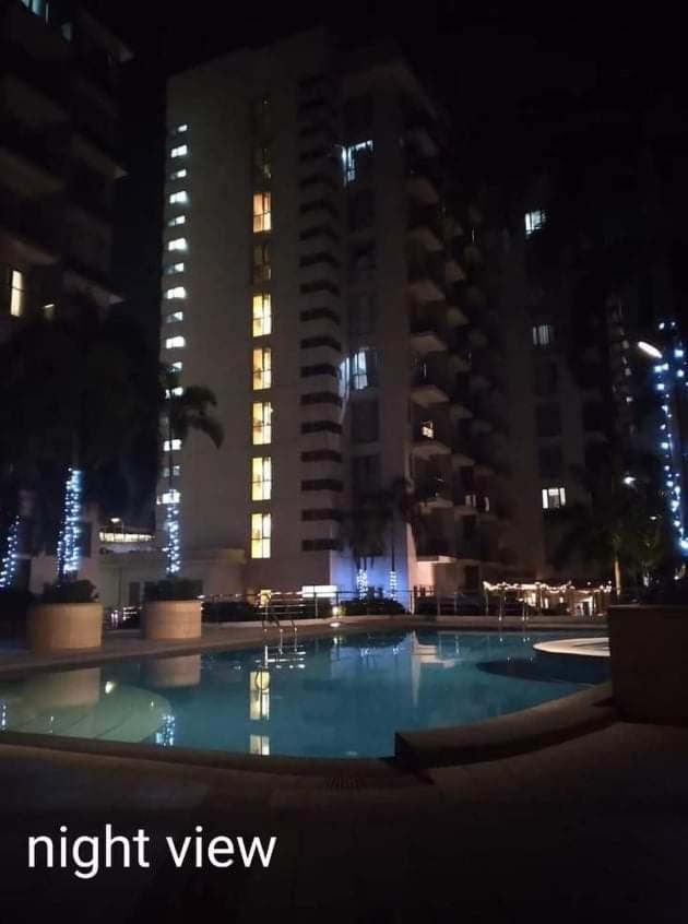 One Palm Tree Villas Naia Terminal 3 Manila Esterno foto
